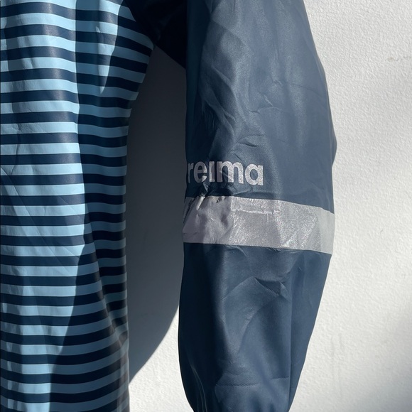 Reima rain suit 4T - Picture 5 of 10